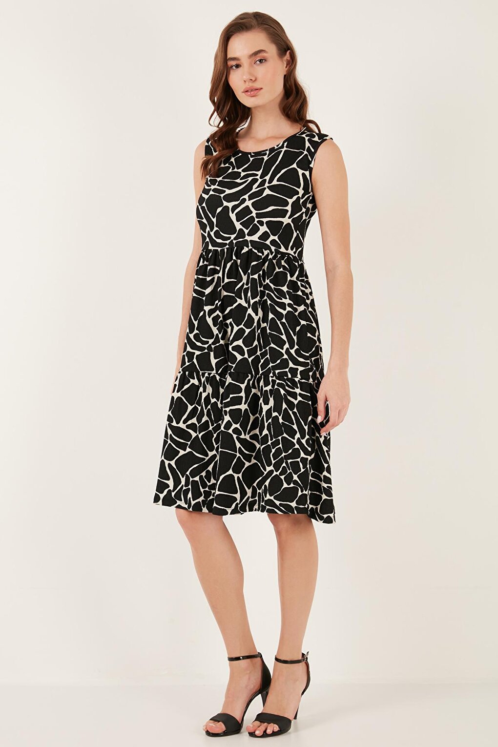 Patterned Sleeveless Midi Dress 5865619