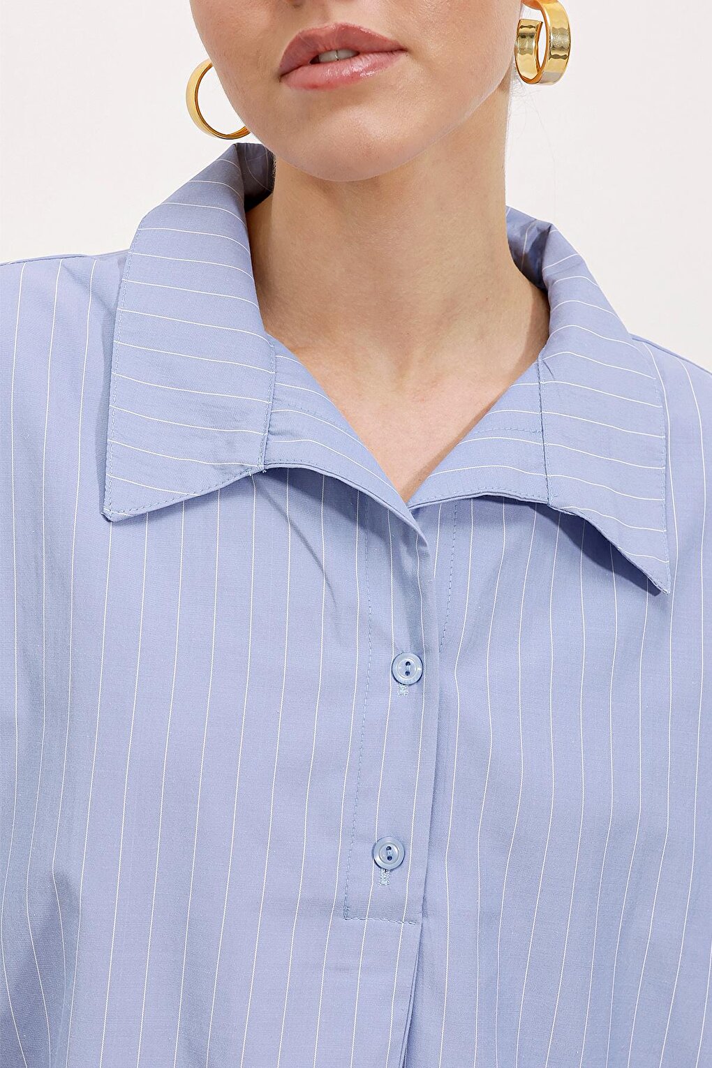 20215 Wide Cut Striped Oversize Shirt - Blue