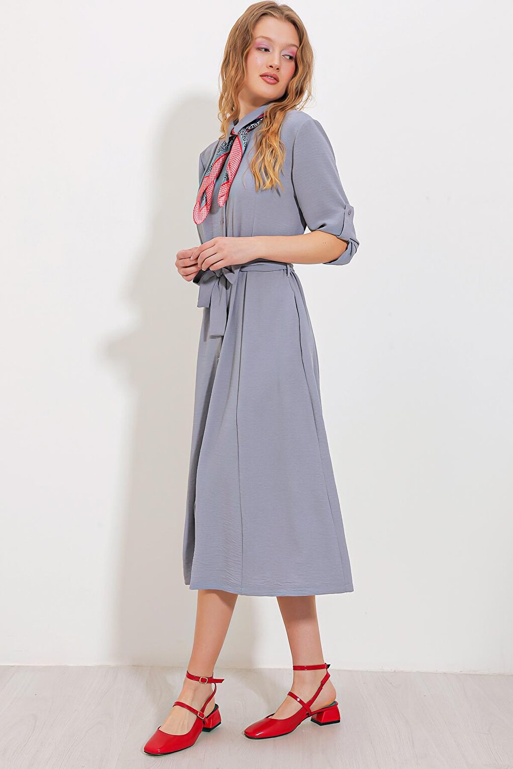 Women's Gray Belted Shirt Dress 2442