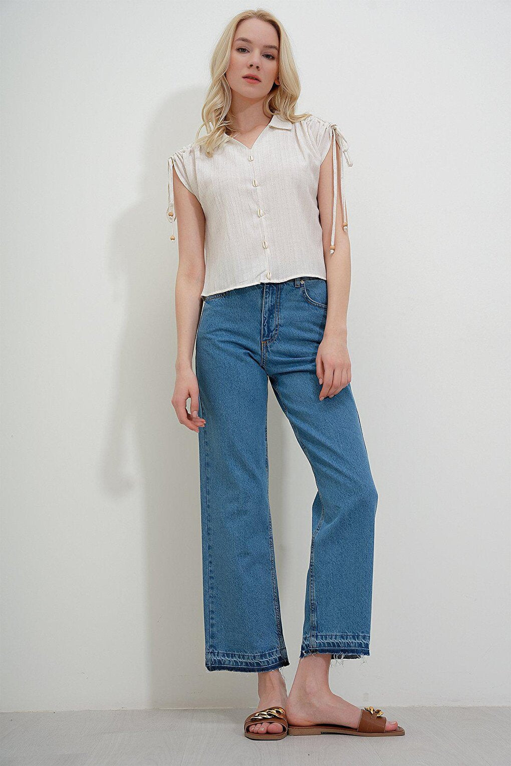 Loose Jean Trousers with Tassels