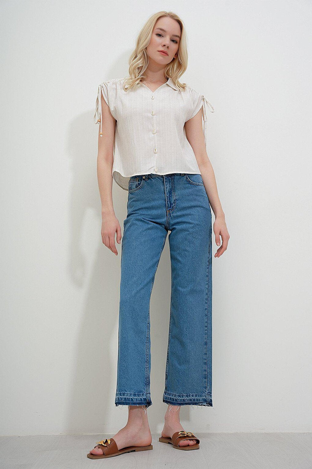 Loose Jean Trousers with Tassels