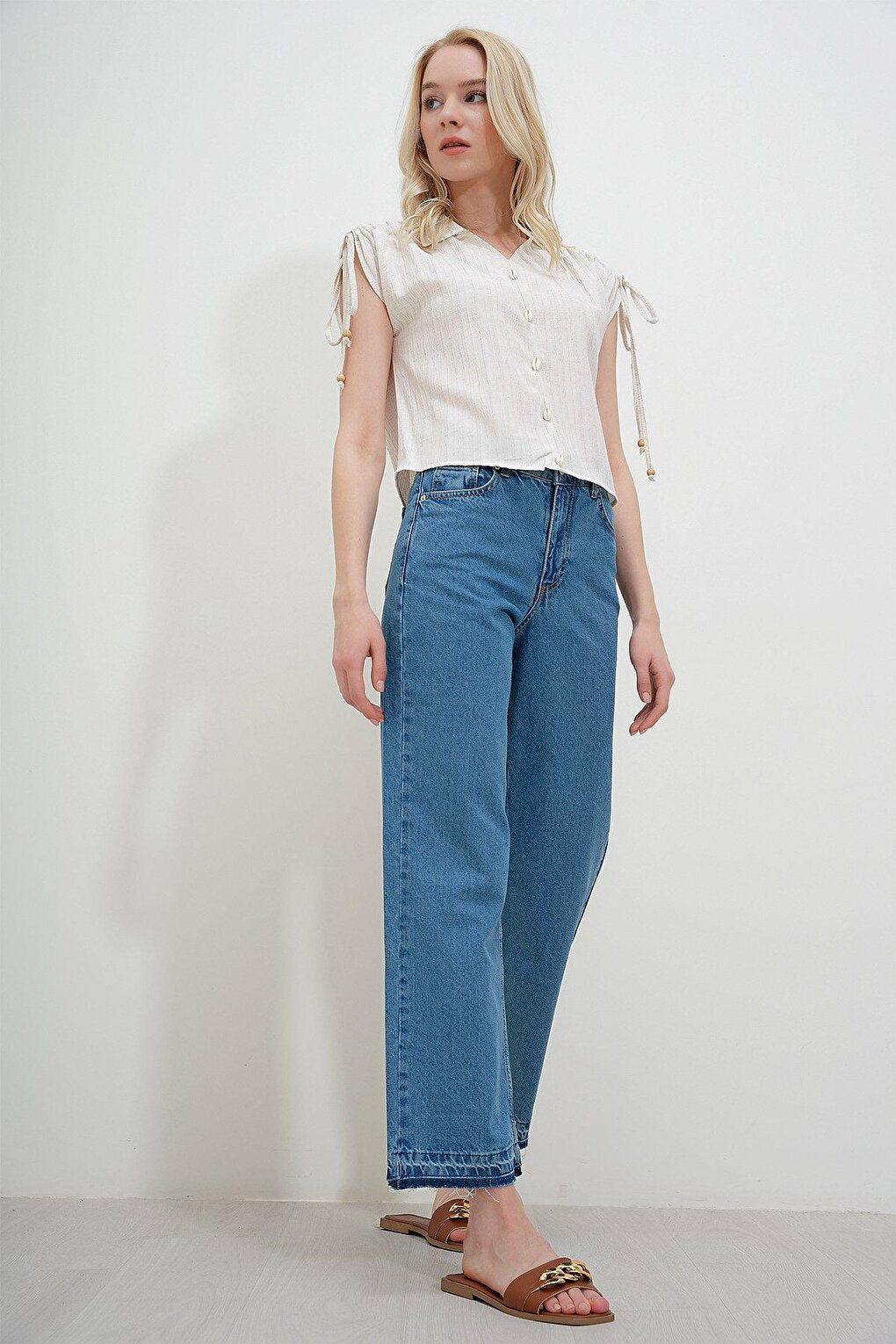 Loose Jean Trousers with Tassels