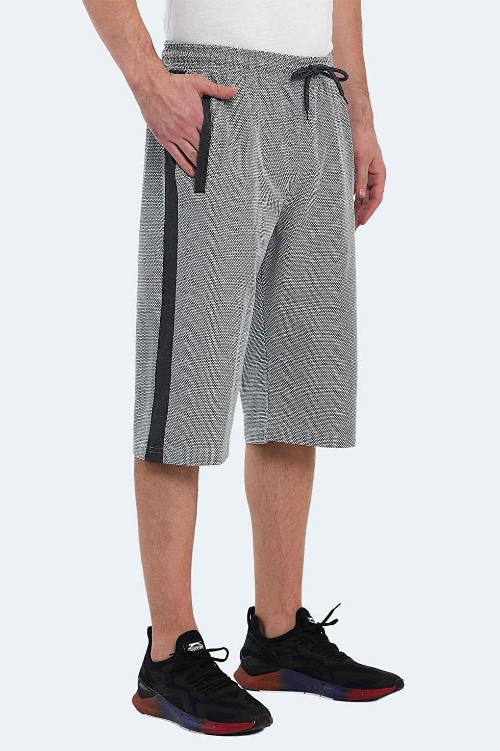 NARAYAN Men's Shorts Gray