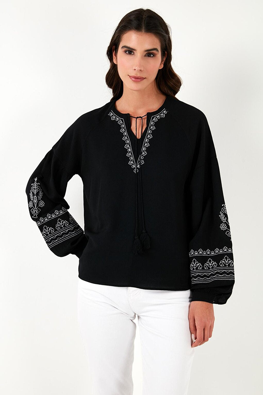 Tie Collar and Embroidered Sleeves V-Neck Regular Fit Blouse 611BZ0368