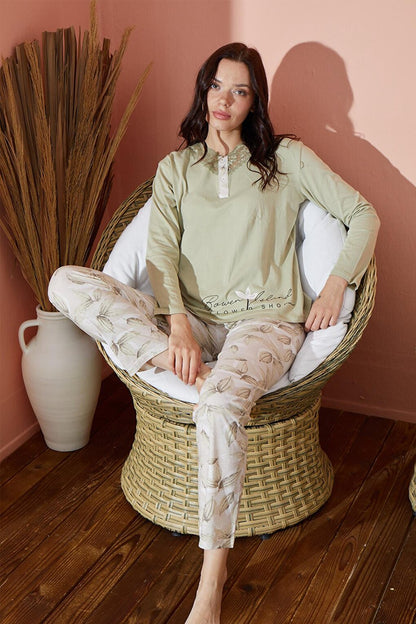 Women's Patterned Pajama Set Seasonal Set 8000