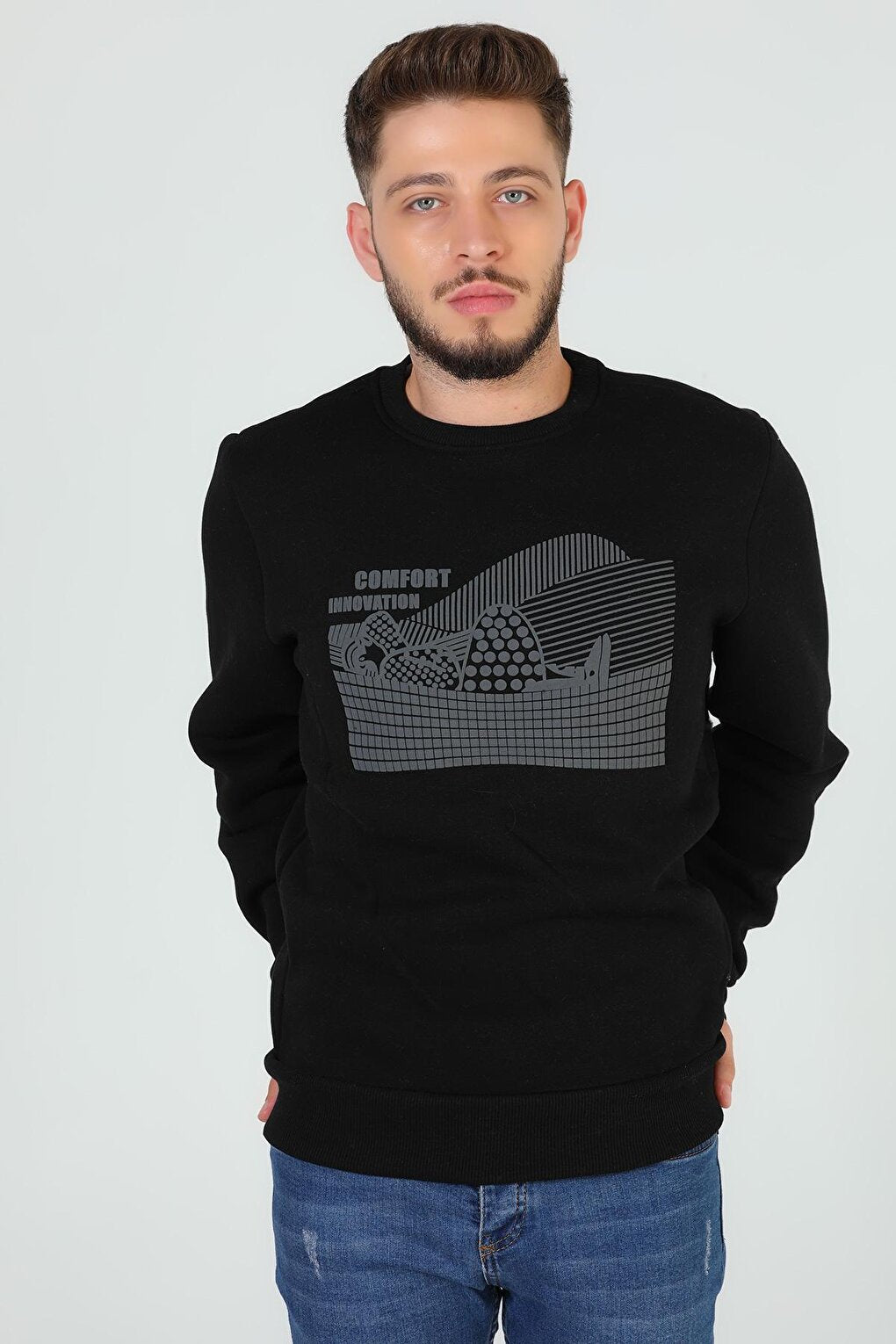 Men's Crew Neck Three Thread Raised Front Printed Sweatshirt