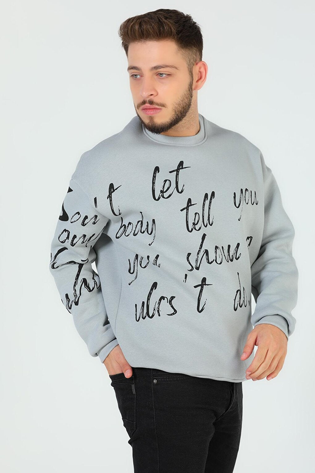 Men's Crew Neck Printed Three Thread Raised Sweatshirt