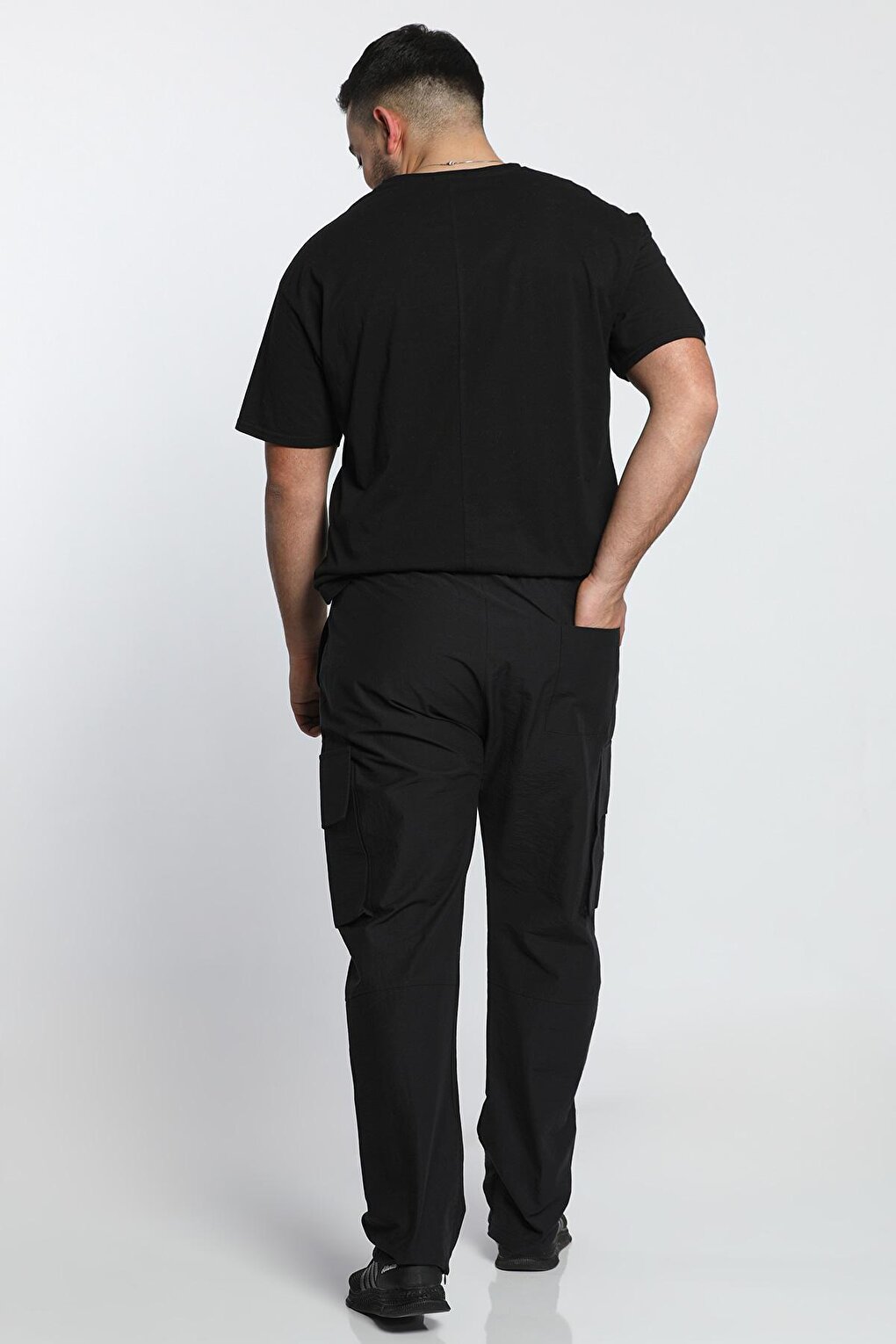 Men's Cargo Pocket Jogger Pants with Elastic Waist and Legs