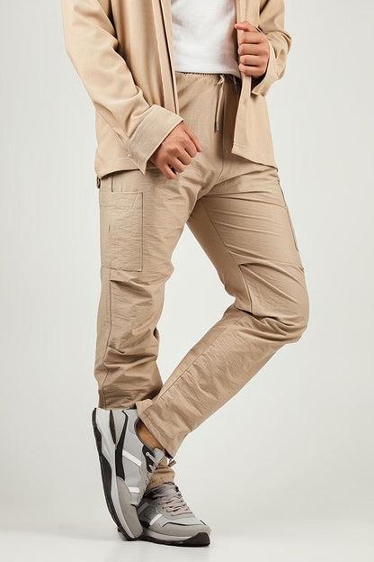 Men's Cargo Pocket Jogger Pants with Elastic Waist and Legs