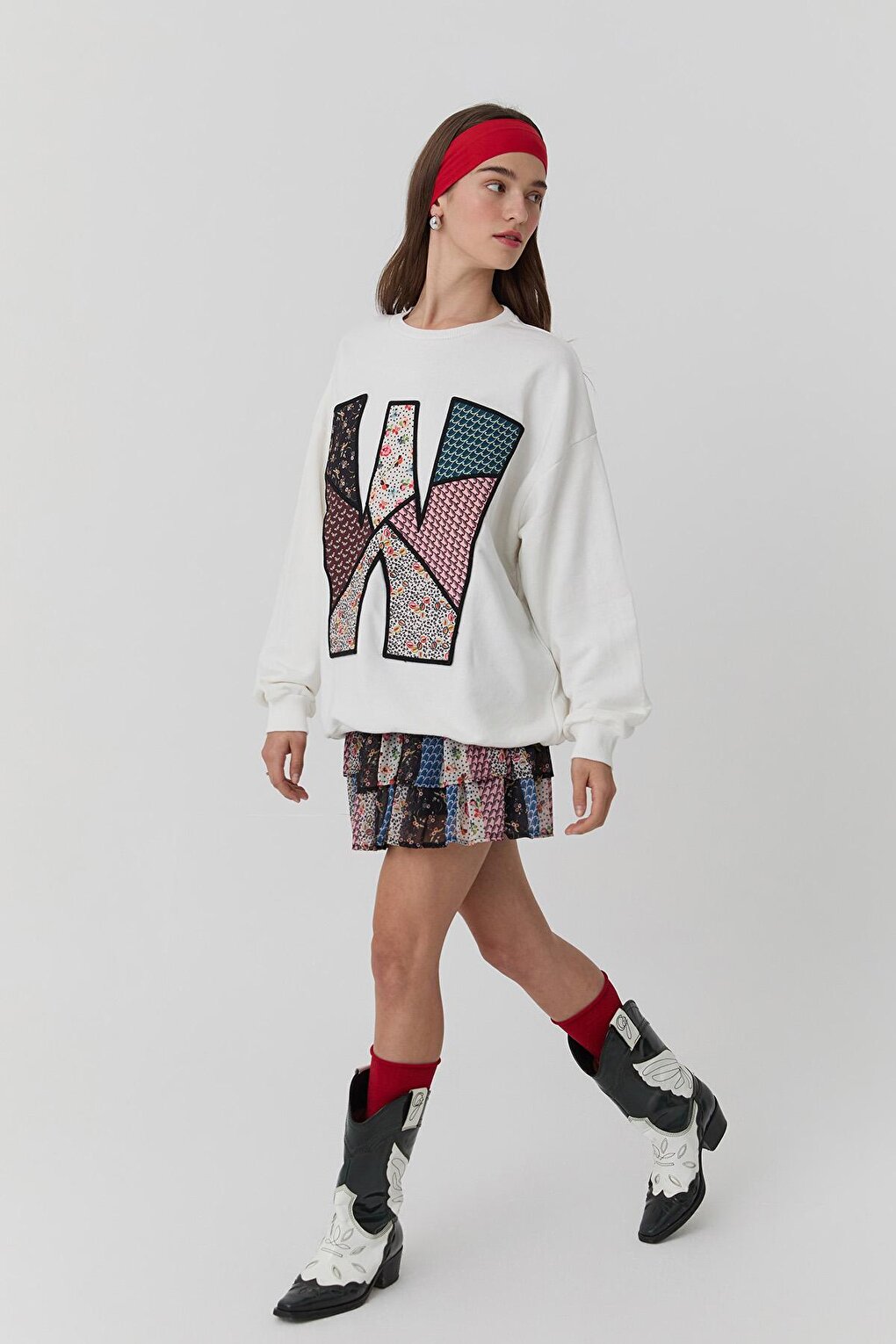 Floral Patterned Embroidered Oversize Sweatshirt Ecru