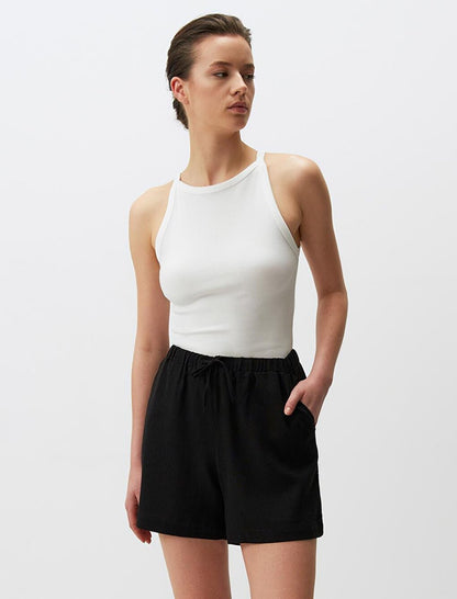 Black Loose Cut Waist Tied Linen Shorts