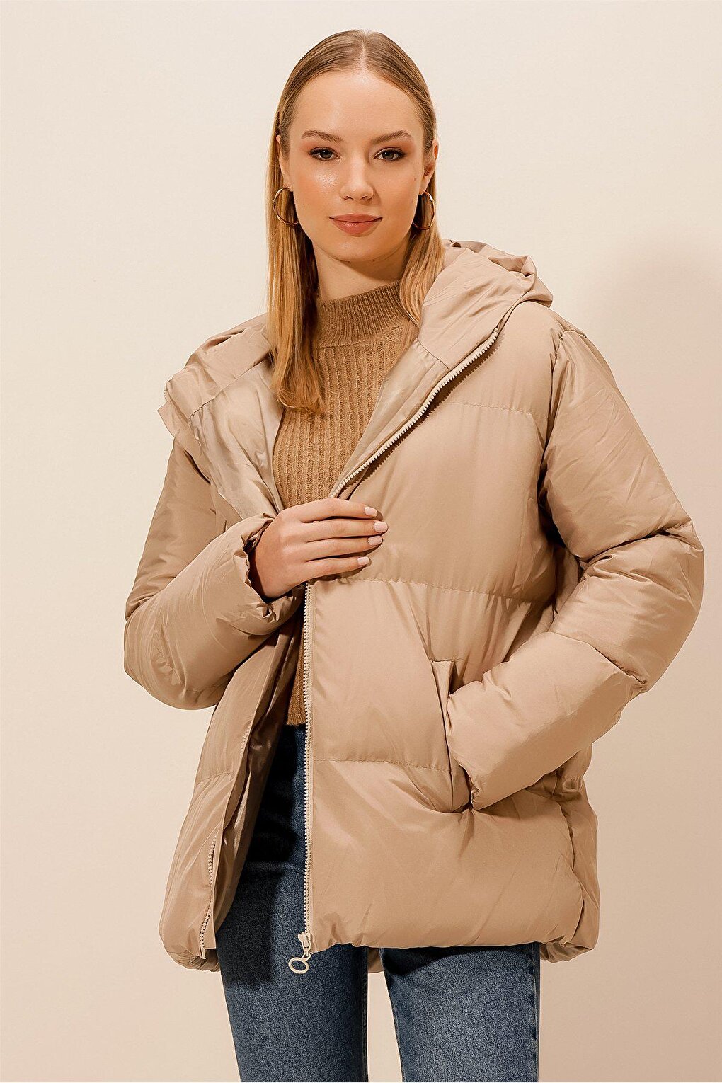 Hooded Coat with Pockets