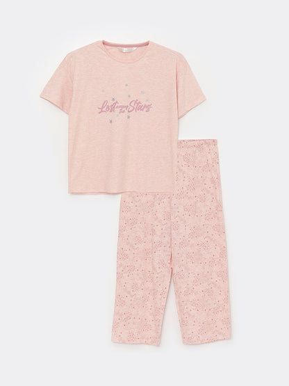 Crew Neck Printed Women's Capri Pajama Set