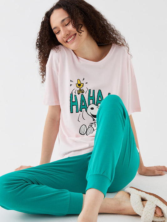 Crew Neck Snoopy Printed Short Sleeve Women's Pajama Set