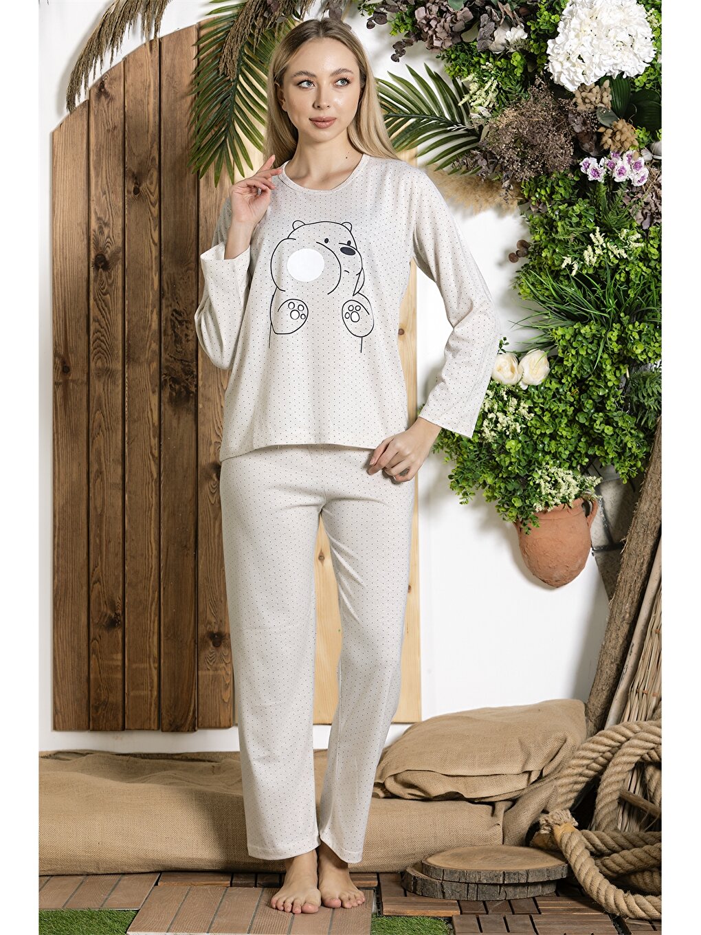 Crew Neck Women's Pajama Set