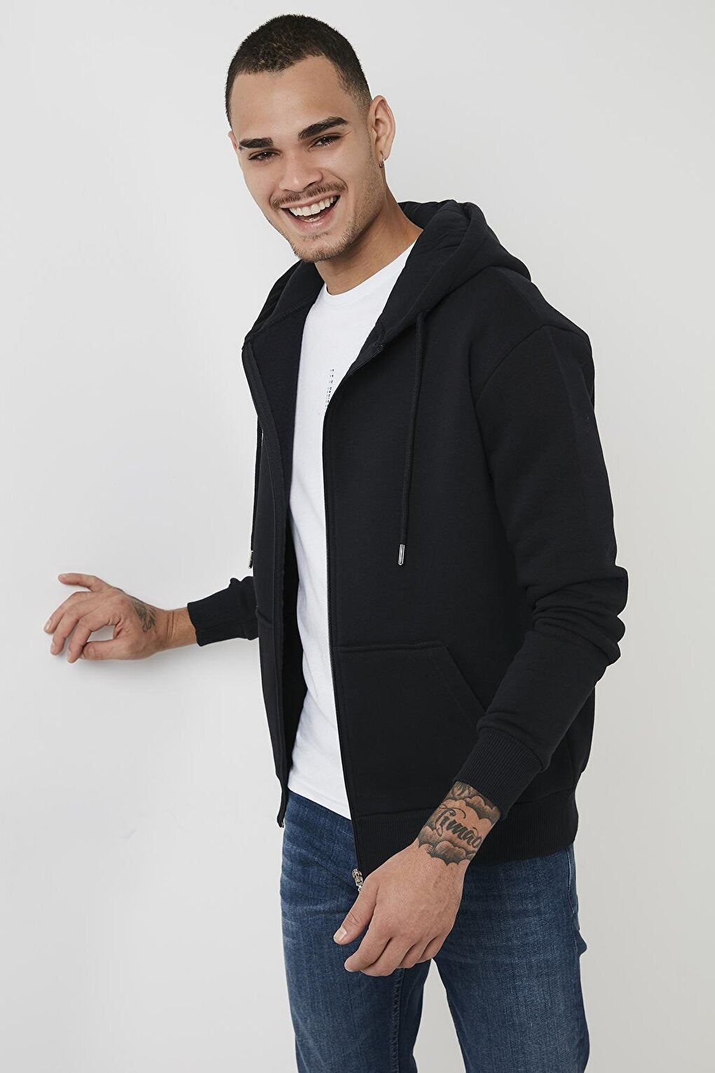 Cotton Pocket Hooded Slim Fit Winter Sweat 5827001