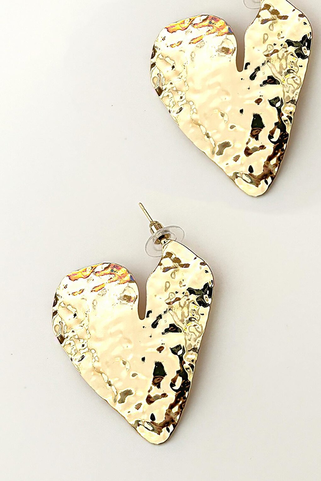 Melted Iron Heart Metal Side Earring