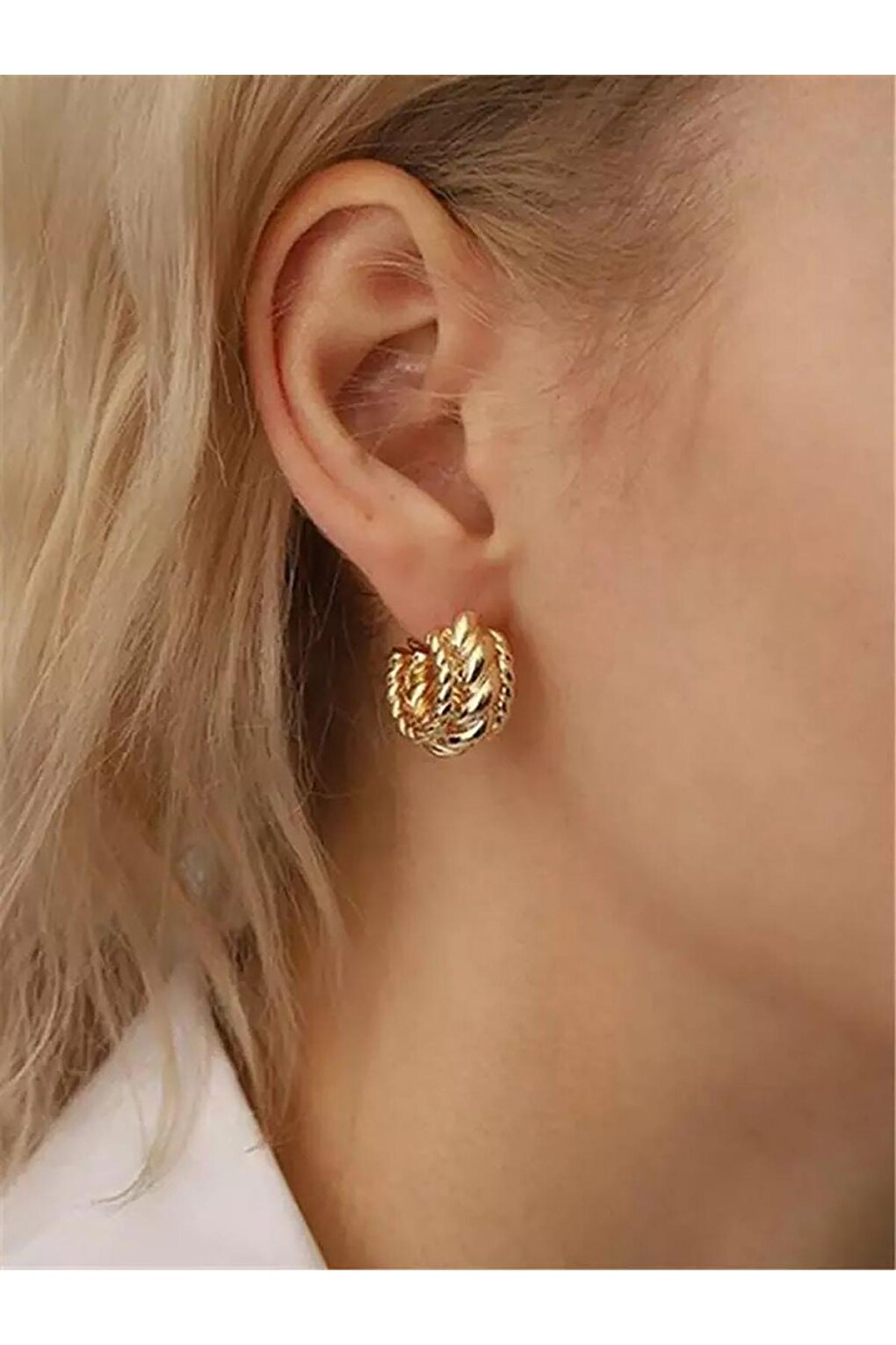 Knit Patterned Gold Hoop Earrings