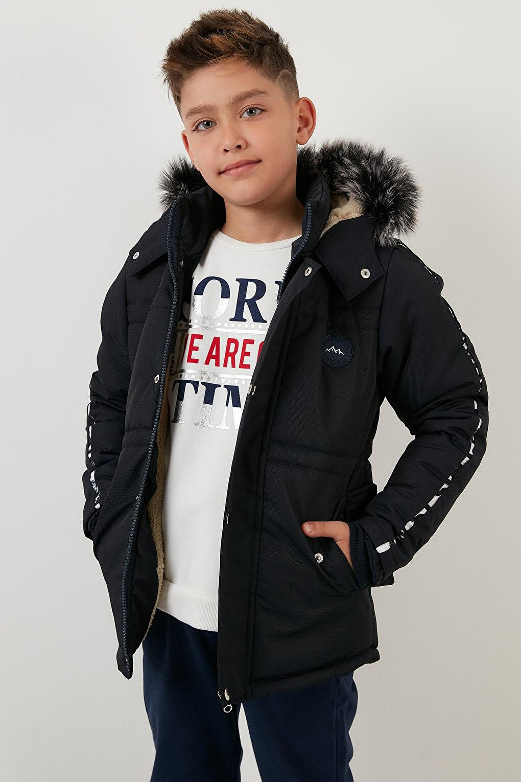 Hooded Winter Coat with Faux Fur Collar and Plush Lining 6036056