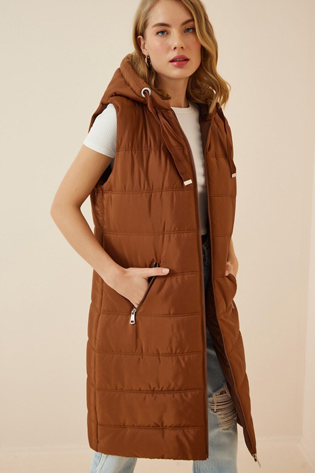 Women's Chocolate Hard Hooded Lined Long Puffer Vest HZL22W-BD151401