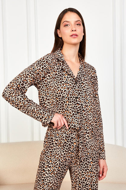 Women's Leopard Suede Buttoned Baby Collar Long Sleeve Long Bottom Pajama Set