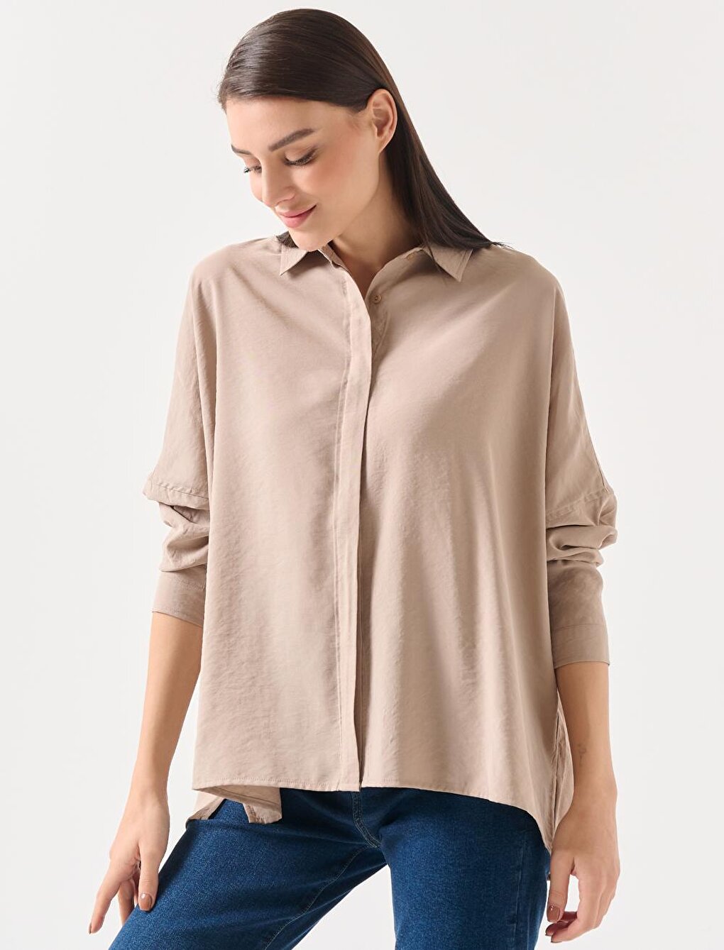 Mink Loose Cut Low Sleeve Long Back Shirt