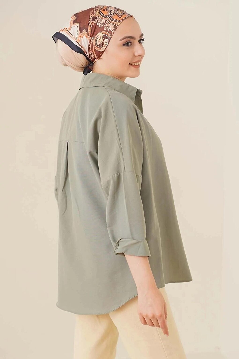 Women's Hijab Khaki Wide Fit Long Basic Shirt HZL24W-BD139001