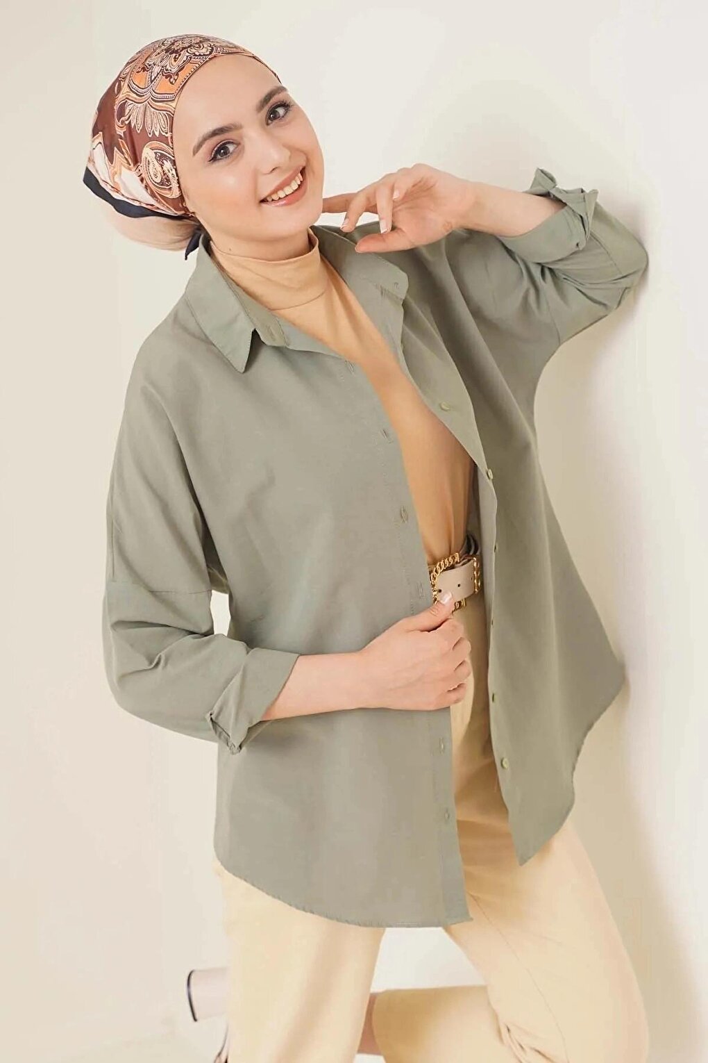 Women's Hijab Khaki Wide Fit Long Basic Shirt HZL24W-BD139001