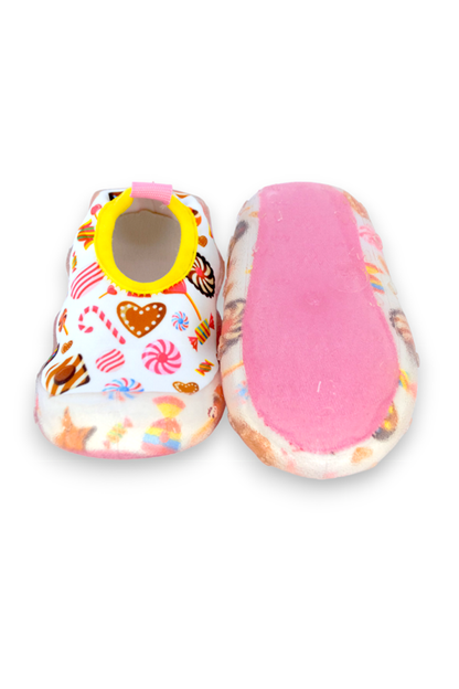 Candy Patterned White Girl's Anti-Slip Sole Sea Shoes-F-7021