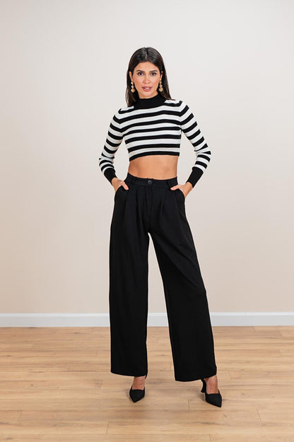 Women's Black Wide Leg Pleated Stylish Trousers