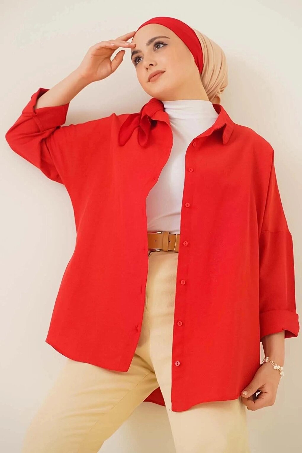 Women's Hijab Red Wide Fit Long Basic Shirt HZL24W-BD139001