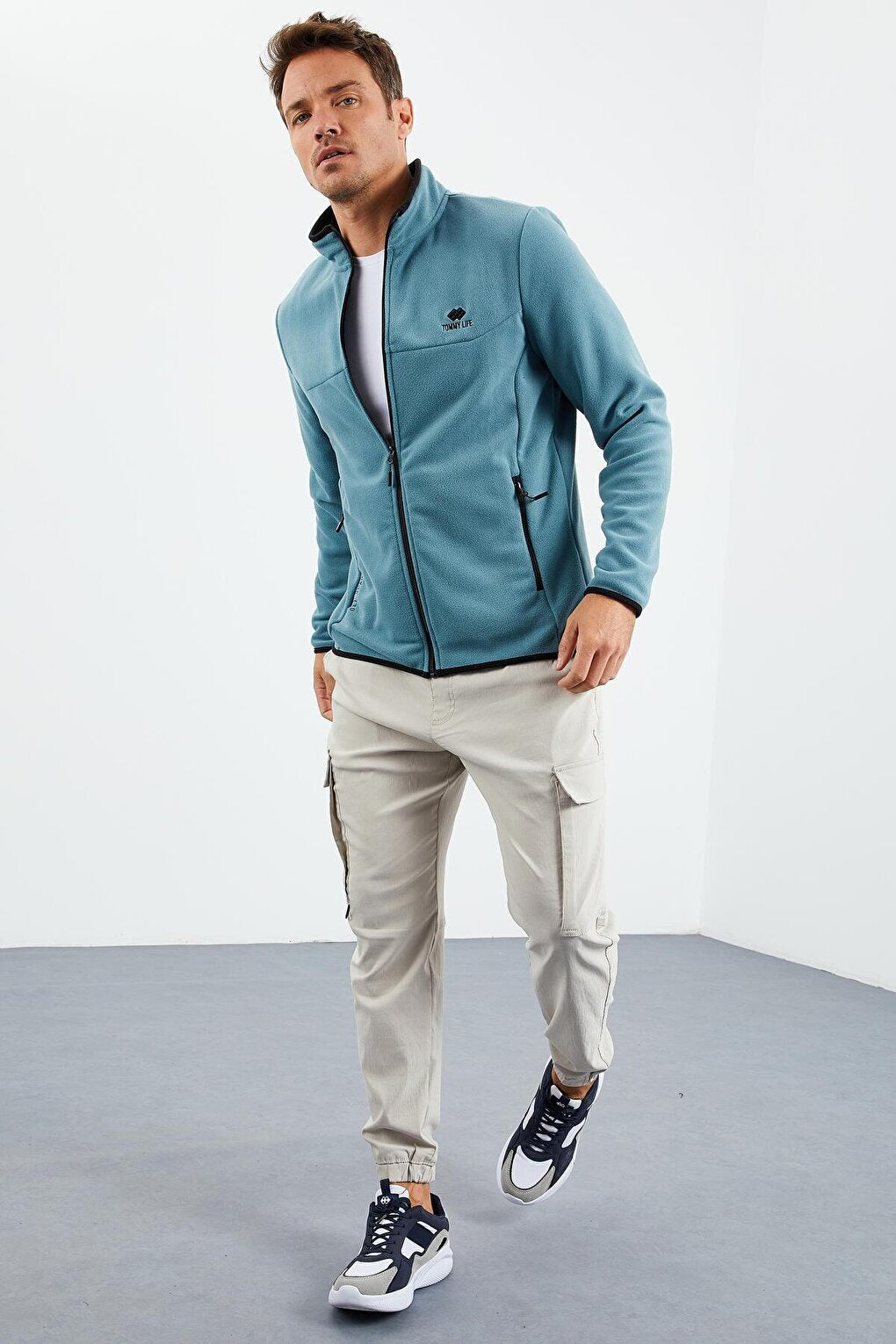 Mint Green Text Embroidered Stand-Up Collar Zippered Standard Fit Men's Sweatshirt Fleece - 87992