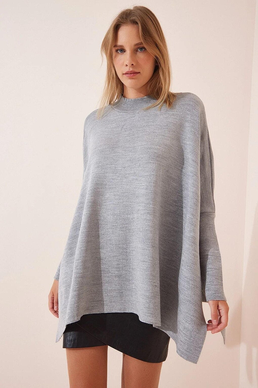 Women's Gray Stand-up Collar Slit Oversize Poncho