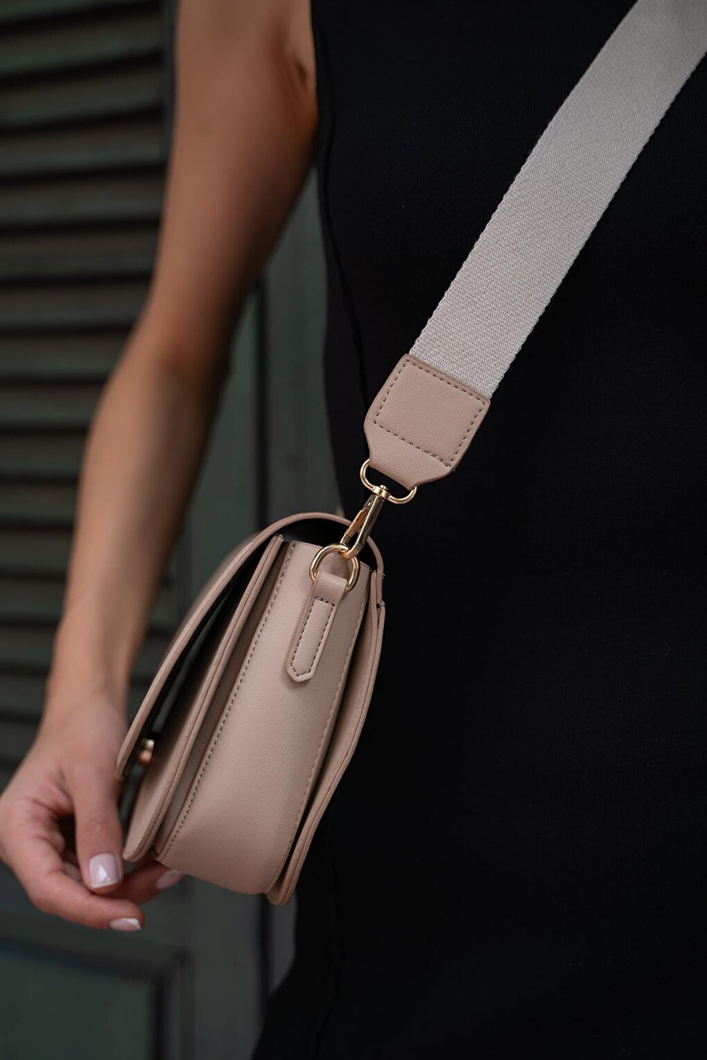 Cross Strap Women's Bag - Nude