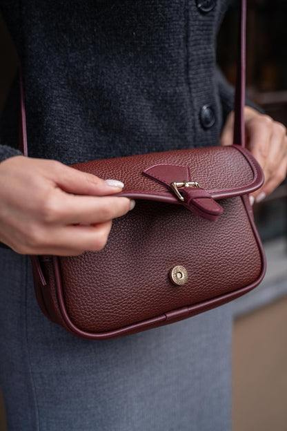 Women's Bag with Buckle Cover and Cross Strap - Claret Red