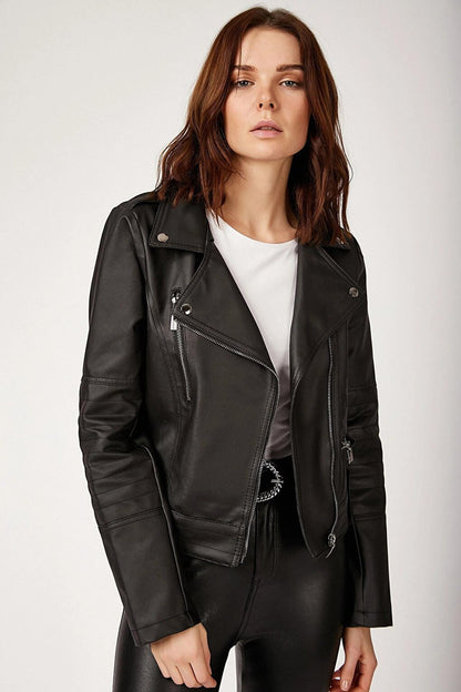 Black Zippered Chain Detailed Short Leather Coat