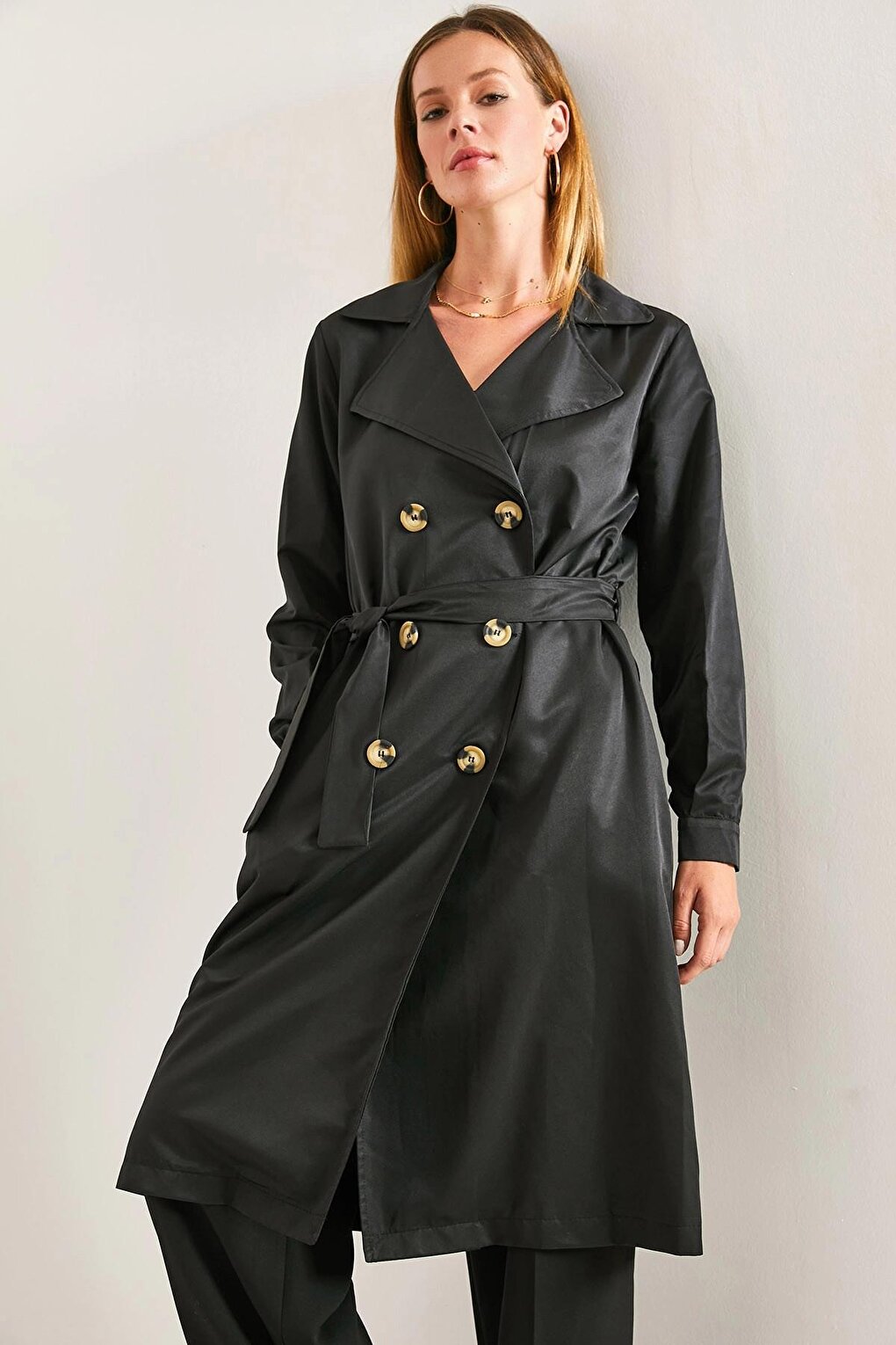 Women's Buttoned Belted Trench Coat