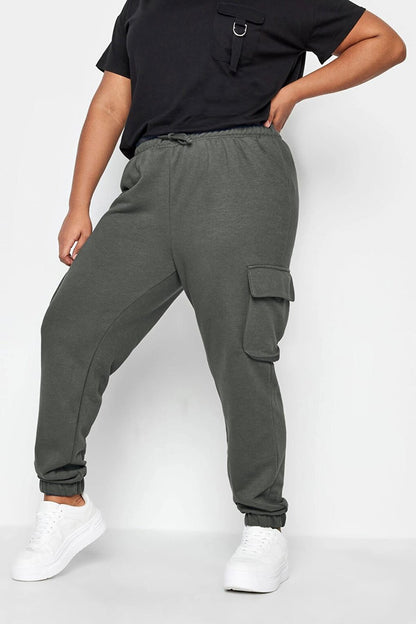 Large Size Cargo Jogger Pants with Elastic Waist and Leg Pockets 143569