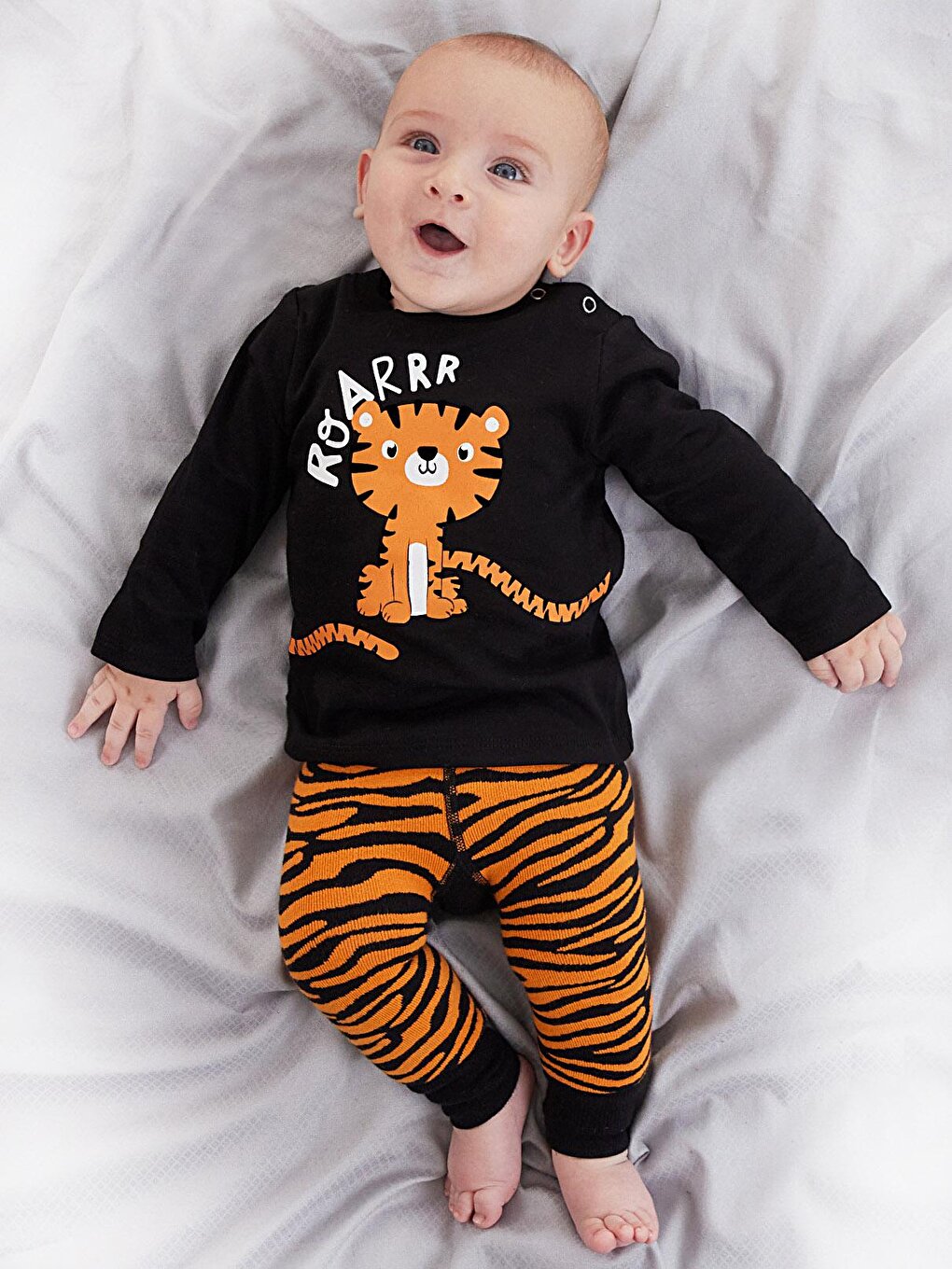 Tiger Baby Boy T-shirt Tights-Pants Set