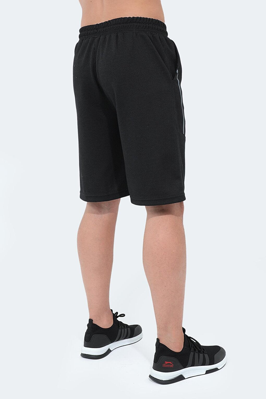 PLUTO Men's Shorts Black