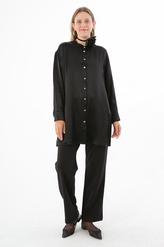 Black Collar Shirt Tunic with Slits on the Sides