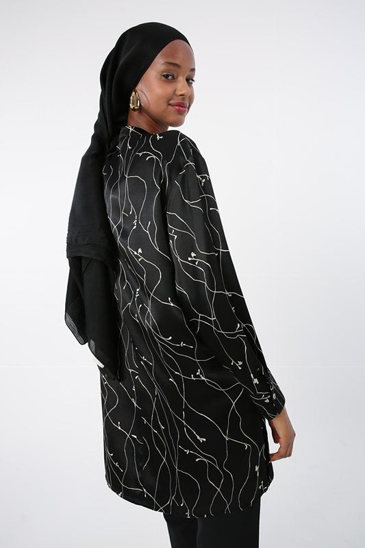 Black-Ecru Collar Shirt Tunic with Slits on the Sides