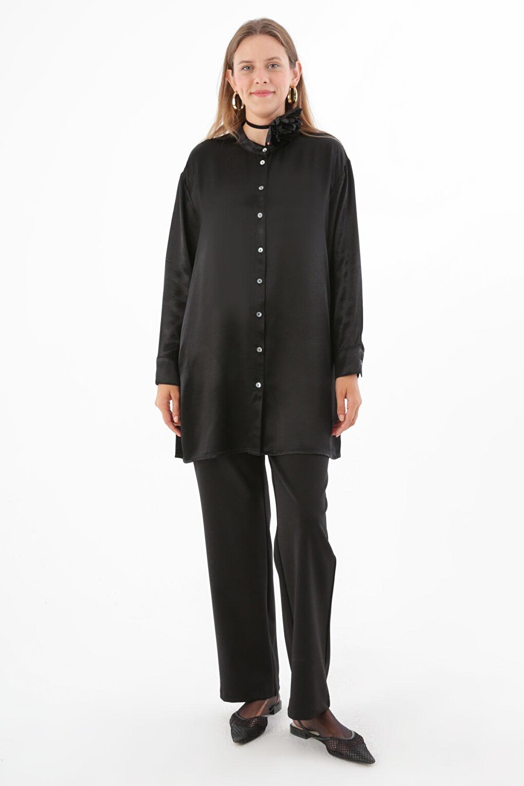 Black Collar Shirt Tunic with Slits on the Sides