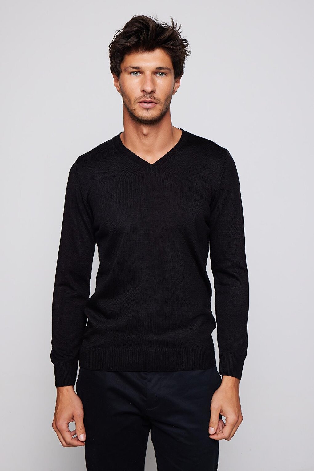 Men's Slim Fit Narrow Cut V-Neck Soft Textured Black Sweater