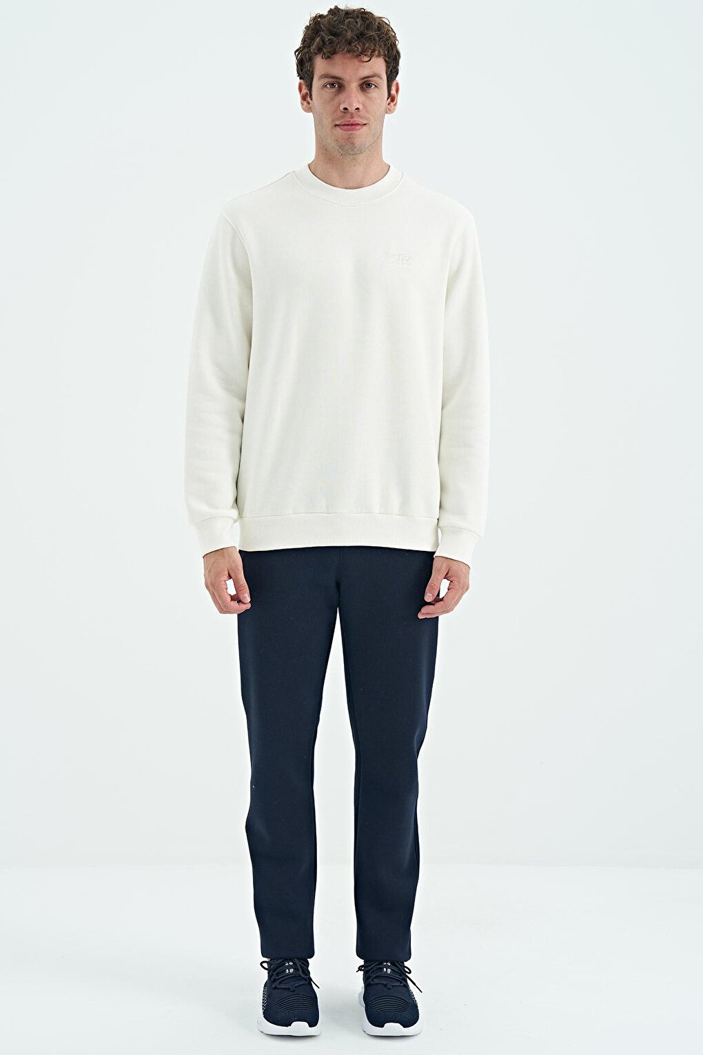 Omar Ecru Crew Neck Basic Men's Sweatshirt - 88137