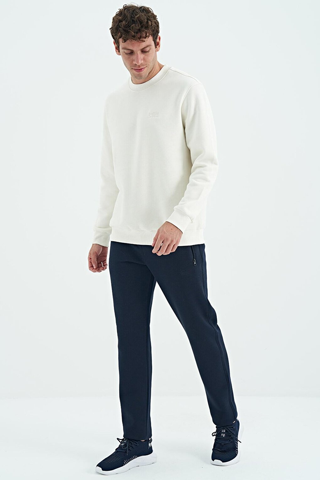 Omar Ecru Crew Neck Basic Men's Sweatshirt - 88137