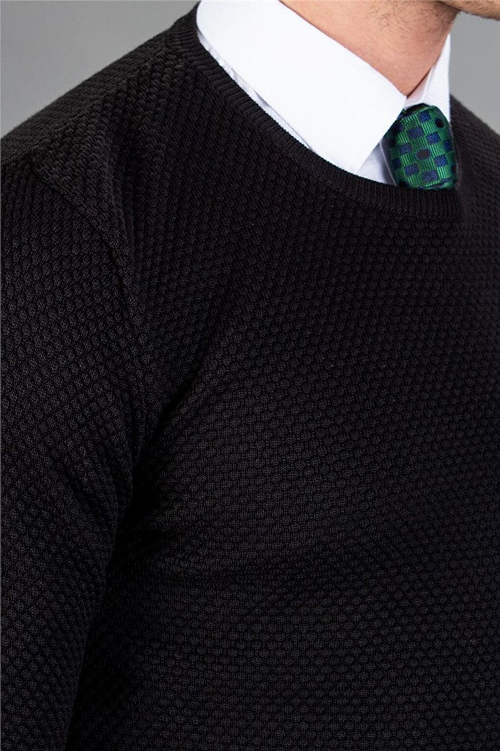 Slim Fit Crew Neck Honeycomb Pattern Men's Black Sweater