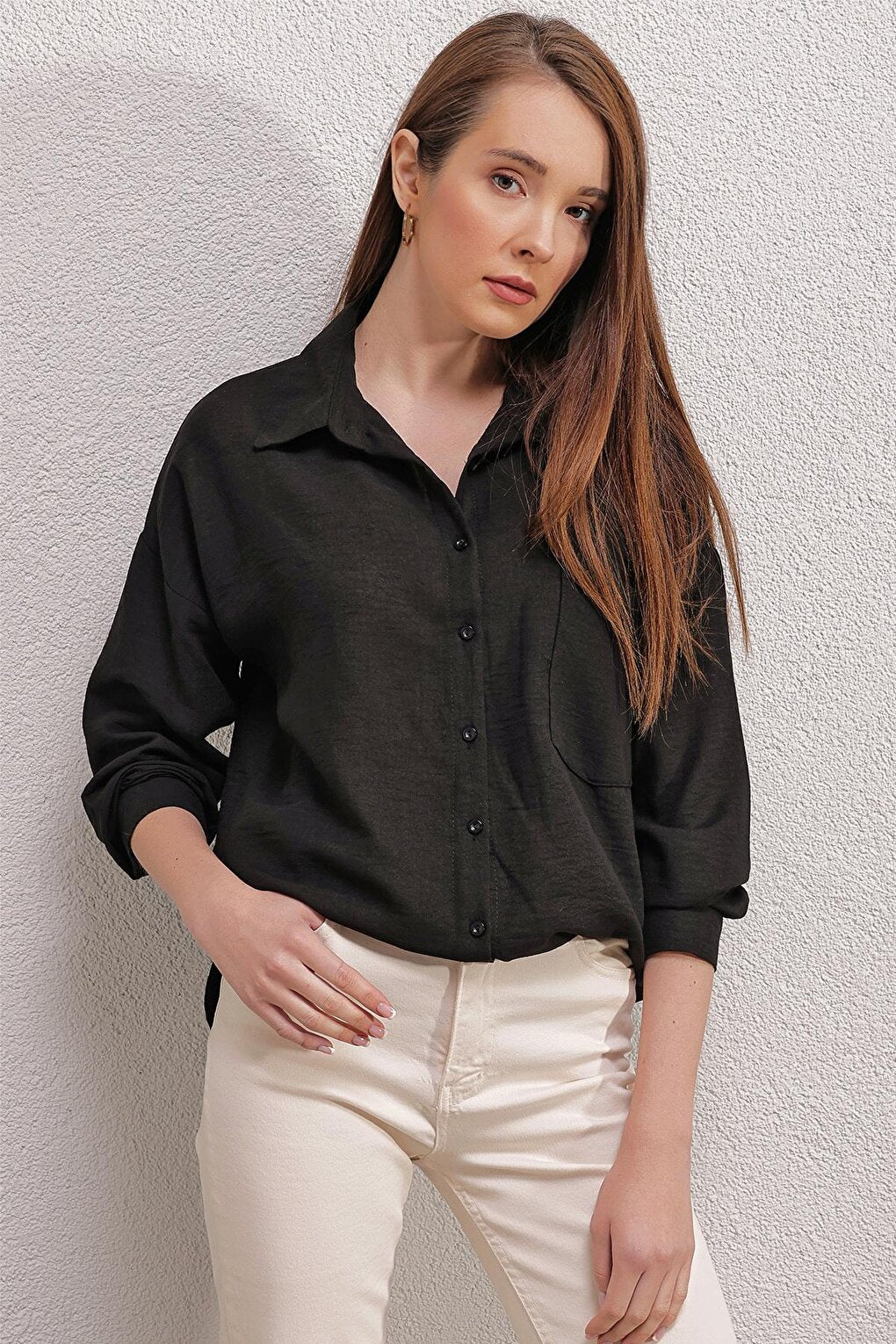 Women's Black Drop Shoulder Pocket Oversize Shirt