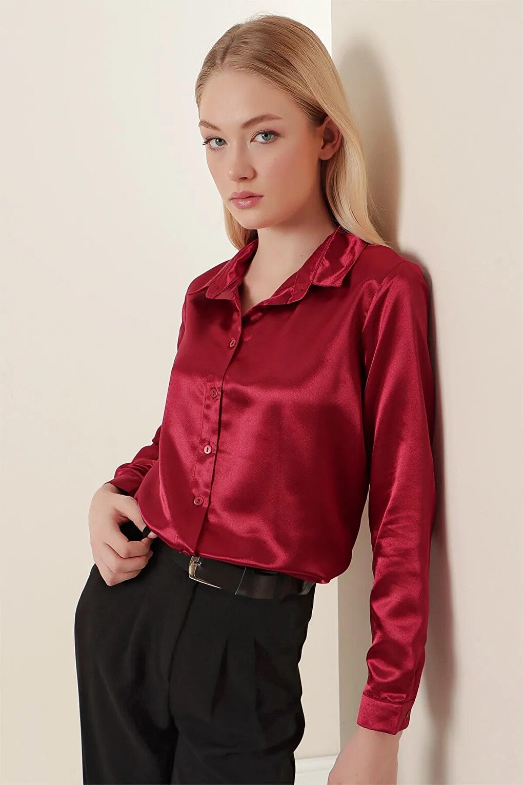 Women's Burgundy Flowy Viscose Basic Satin Shirt