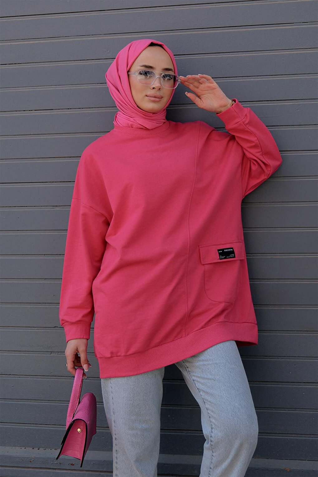 Two Thread Pockets Crest Tunic Fuchsia